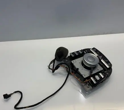Mercedes-Benz S W221 Head unit multimedia control A2218706251 A2218212251 A2214421168