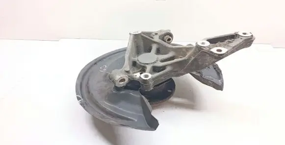 Rear wheel hub spindle/knuckle