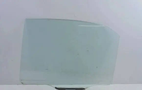 Mitsubishi Lancer Rear door window glass