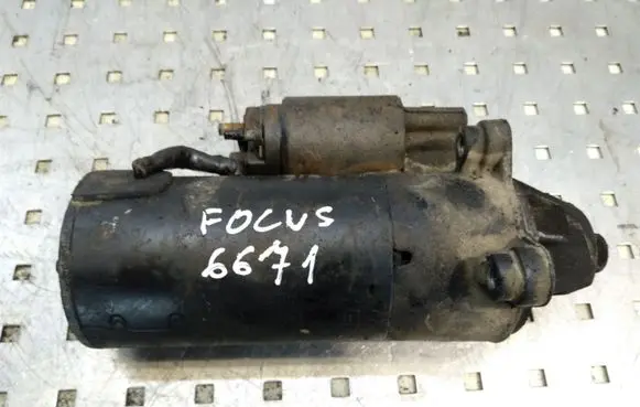 Ford Focus Starter motor 97VB11000AB