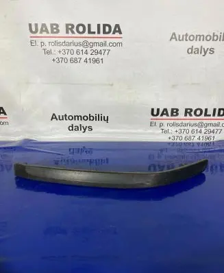 Front bumper splitter molding