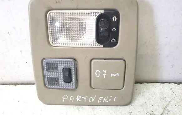 Peugeot Partner Front seat light 9619403377