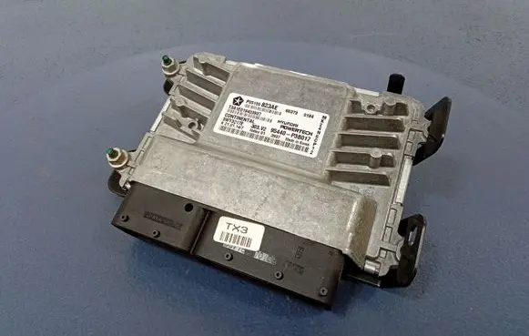 Jeep Compass Gearbox control unit/module 05150823AE