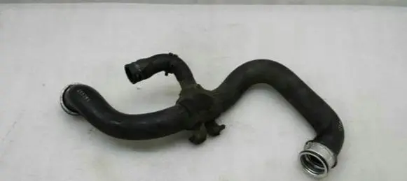 Mercedes-Benz E W212 Engine coolant pipe/hose A2045013782