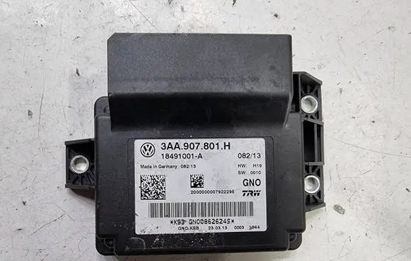 Volkswagen PASSAT CC Hand brake control module 3AA907801H 18491001A GN008626245