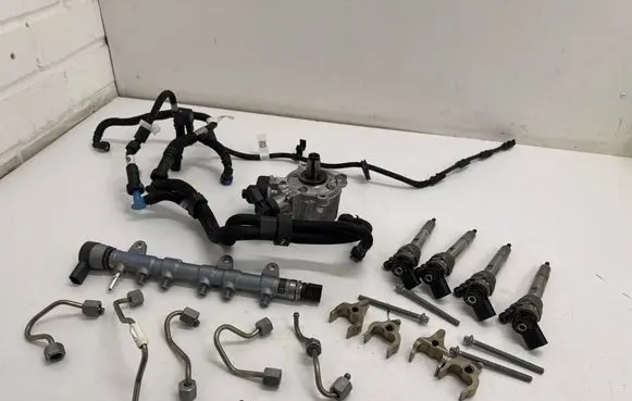 BMW X3 G01 Fuel injection system set 8579236 8579240 8595120