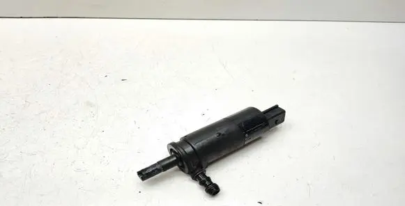 BMW X5 E53 Headlight washer pump 6973097 67126973097
