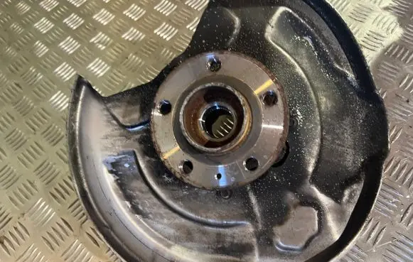 Volvo XC90 Rear wheel hub