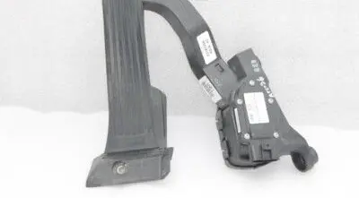 Hyundai i40 Accelerator throttle pedal 327003Z000