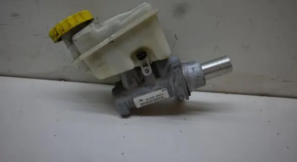 Subaru Outback (BS) Master brake cylinder 26415300124