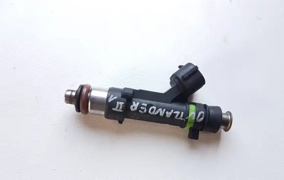 Mitsubishi Outlander Fuel injector 1465A080