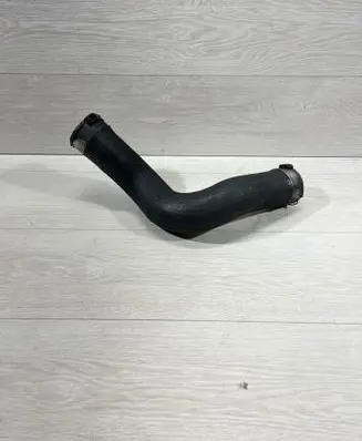 BMW 5 F10 F11 Intercooler hose/pipe 8571897