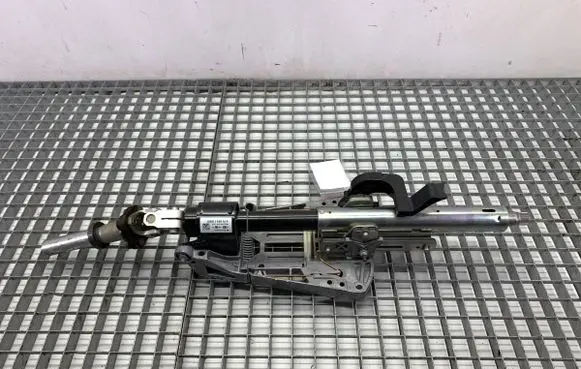 Mercedes-Benz E W212 Steering wheel axle A2124602716