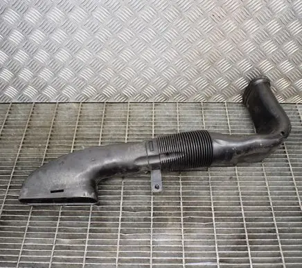 Mercedes-Benz C W204 Air intake hose/pipe A6510903437