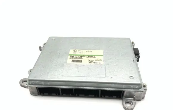 Jaguar XJ X350 Central body control module 2W9313B524AB