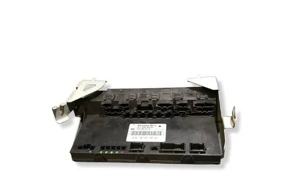 Mercedes-Benz E W211 Fuse box set 2115459401 5DK00804759