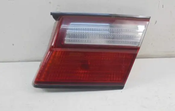 Nissan Almera Tino Rear/tail lights