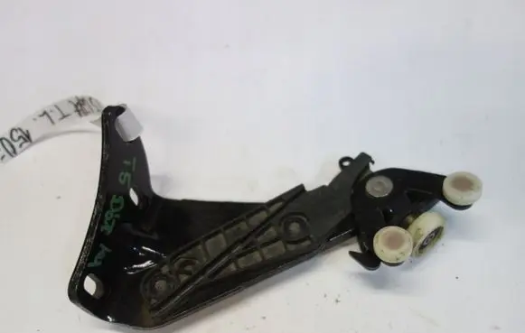 Volkswagen Transporter - Caravelle T5 Sliding door upper roller guide/hinge 7H0843397AC