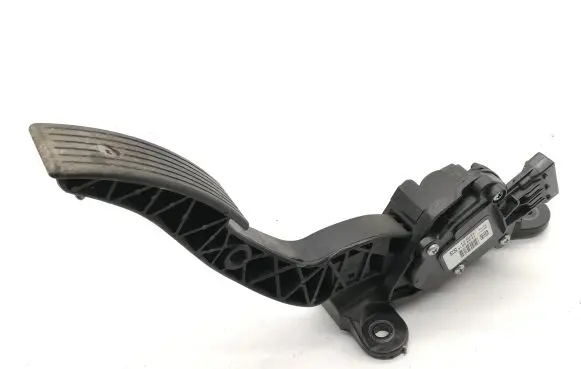 KIA Rio Accelerator throttle pedal