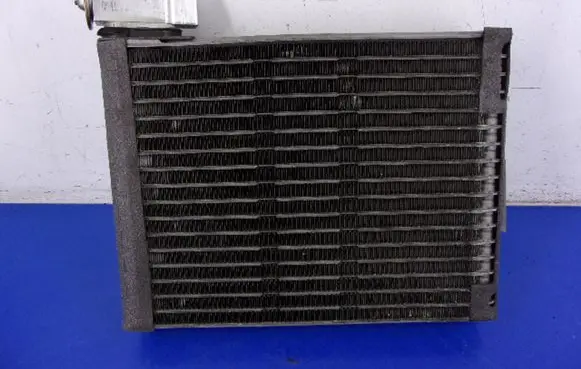 Mazda MPV II LW Interior heater climate box assembly 