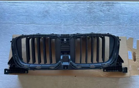 BMW X3 G01 Front bumper upper radiator grill 51745A1DA48BLCP 51745A1DA48 T350638