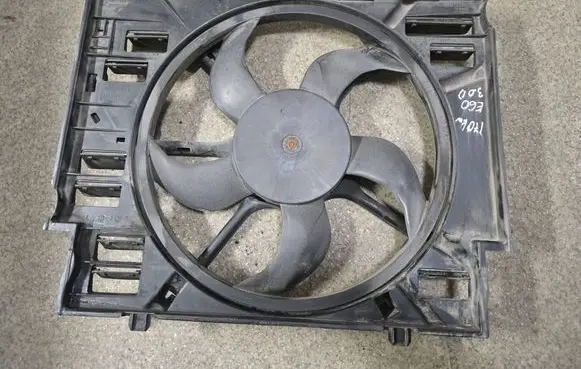 BMW 5 E60 E61 Electric radiator cooling fan 17427796832 L8436001 84030019001