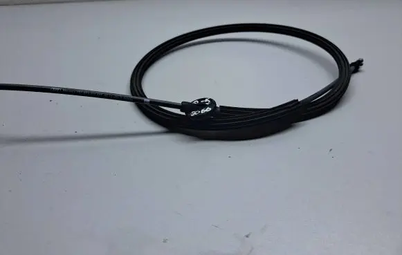 Engine bonnet/hood lock release cable