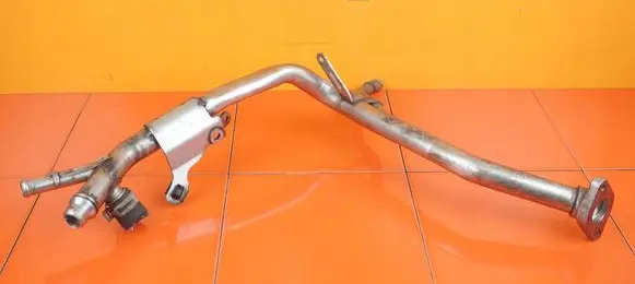 Opel Insignia A Engine coolant pipe/hose 55496958 B20DTH
