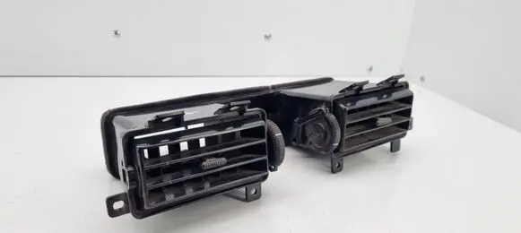 Nissan Patrol Y60 Dash center air vent grill 6875101J00 6875001J00