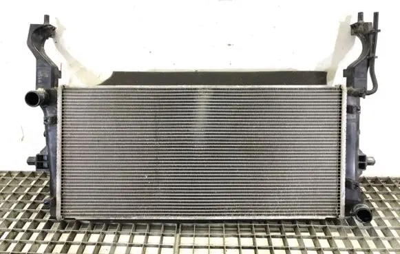 Hyundai Kona I Coolant radiator