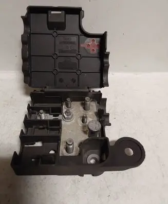 Audi A5 8T 8F Positive wiring loom 8K0937517A