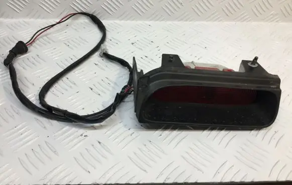 Nissan Patrol Y61 Third/center stoplight
