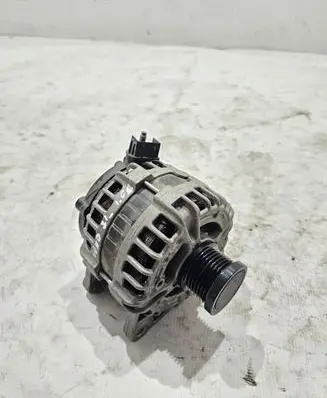 Dacia Sandero III Generator/alternator 231007769R