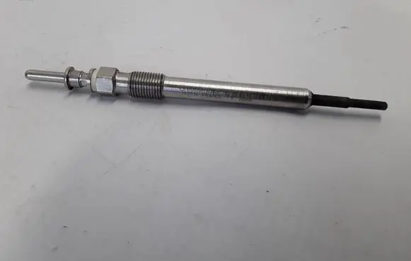 BMW 5 F10 F11 Glow plug 