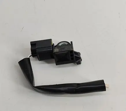 Nissan Qashqai J12 Airbag deployment crash/impact sensor 988307904R