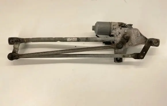 Volvo V60 Front wiper linkage and motor 3397021174