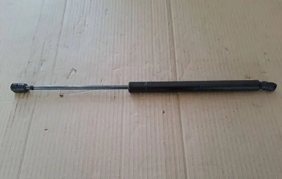 Dodge Journey Tailgate/trunk strut/damper 05178293AC