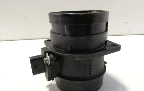 Audi A4 S4 B8 8K Mass air flow meter 06J906461D