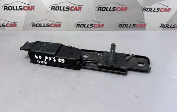 Audi Q7 4L Tailgate/trunk/boot lift motor 4F9827383D 040709 54623