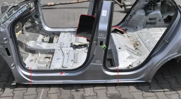Citroen DS3 Pillar (middle) 