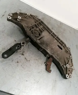 Volkswagen Jetta V Front subframe 1K0199369G