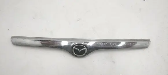 Mazda 626 Front bumper upper radiator grill GE4T50711