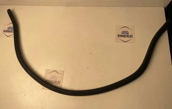 Audi A3 S3 8V Engine compartment rubber 8V0823723