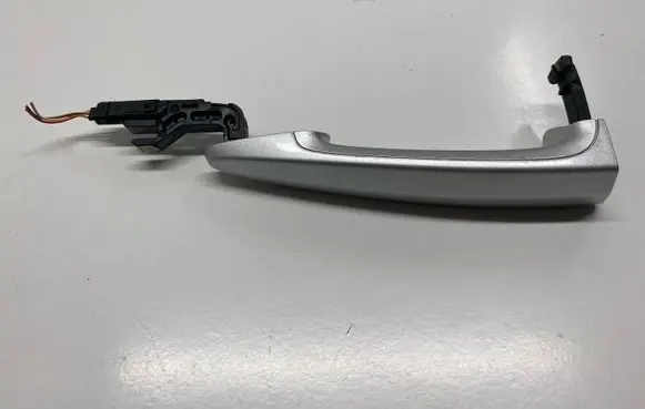 BMW 3 E92 E93 Front door exterior handle 7209342