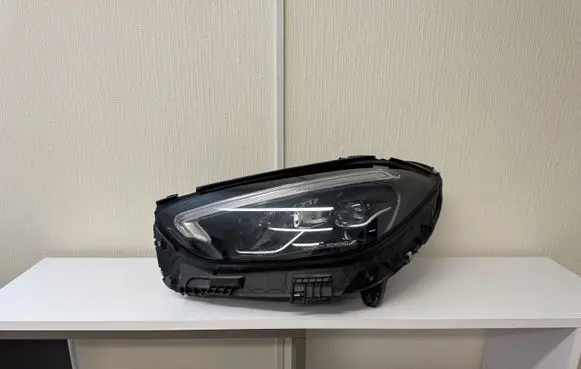 Mercedes-Benz C W206 Headlight/headlamp A2069067103 LE19A6437