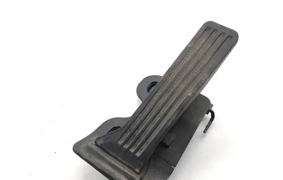 Mazda CX-3 Accelerator throttle pedal GHP941600G