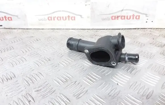Audi A4 S4 B7 8E 8H Thermostat/thermostat housing 038121132G