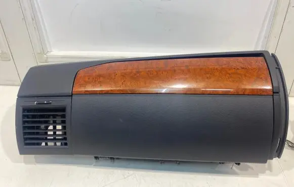 Chrysler Voyager Glovebox shock absorber C308003AD517424 70854XDV