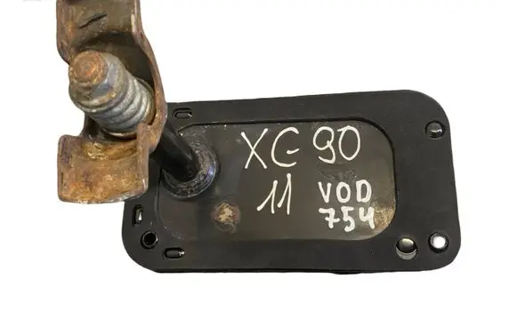 Volvo XC90 Spare wheel bolt 31202209
