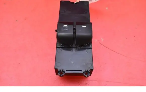 Hyundai i30 Electric window control switch 93570A6100